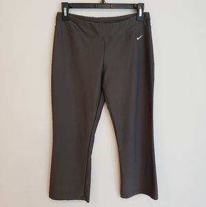 Nike Dri Fit Gray Crop Workout Running Pan…